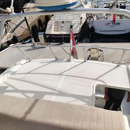 Hotel na wodzie Bateau Confort Au Port De Monte Carlo